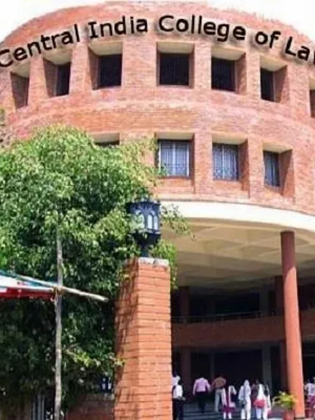 Top L.L.B Colleges in Maharashtra